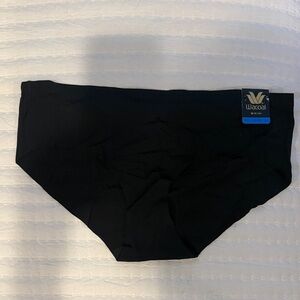 Wacoal Black Seamless Panties NWT